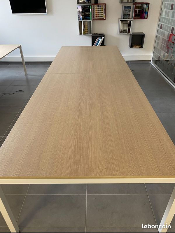 Grande table de réunion (image 2)