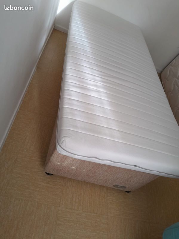 Matelas ikea 200x90 cm (image 1)