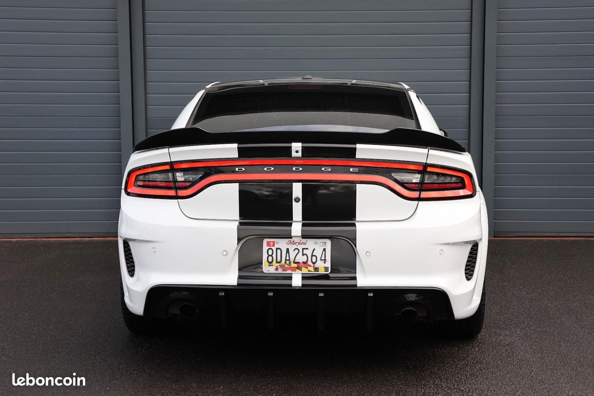 Dodge CHARGER Widebody 5.7 V8 HEMI 377 ch GPL – LED – Caméra – R20 (image 5)