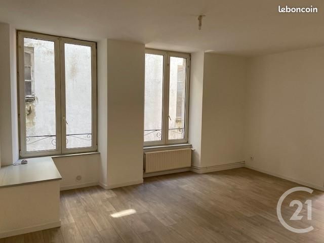 Appartement 3 pièces 45 m² · à Verdun · 45 m² · 450 €