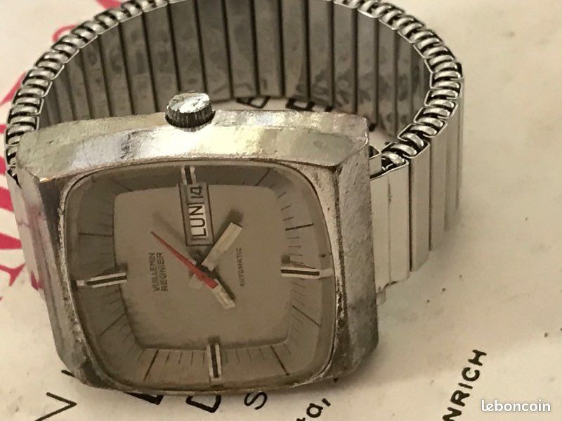 Montre Mécanique Vintage à Guichet Vuillemin Regnier - Boîtier Bronze, Cadran Marron - Révisée Et Fonctionnelle