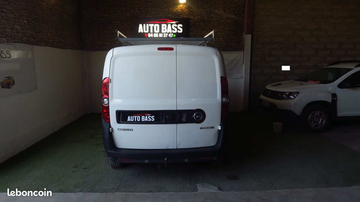 OPEL Combo D Fourgon L1 1.3 CDTI 16V DPF ecoFLEX 90 cv 12 mois de garantie (image 3)