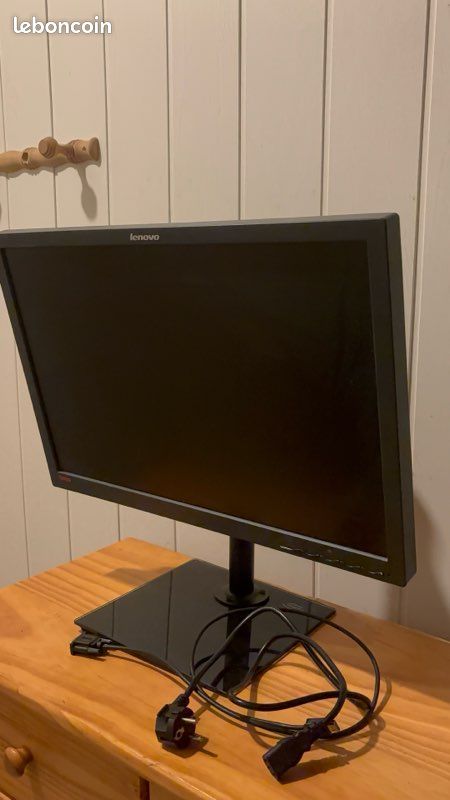 Ecran Lenovo avec cable (image 1)
