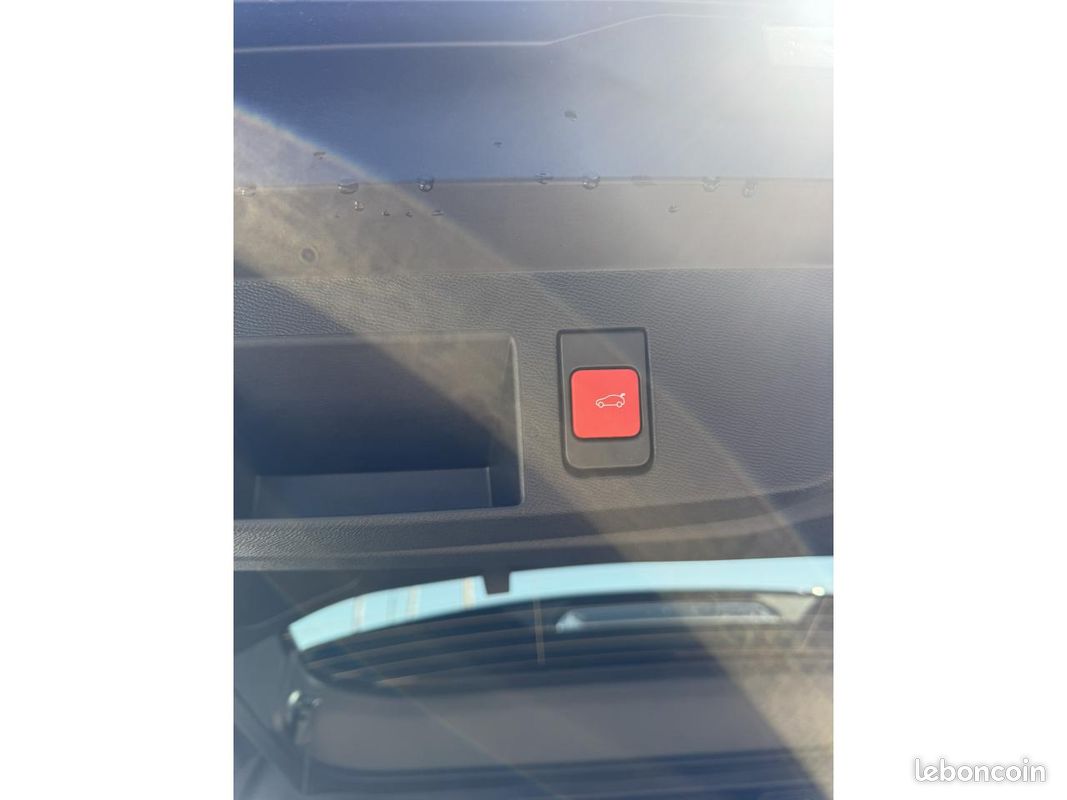 CITROëN C5 AIRCROSS 1.2 hybride 145 plus boite automatique (image 32)