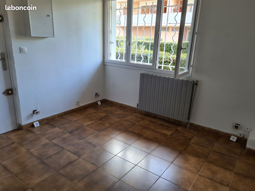 Appartement a louer martigues - 2 pièce(s) - 30 m2 - Surfyn