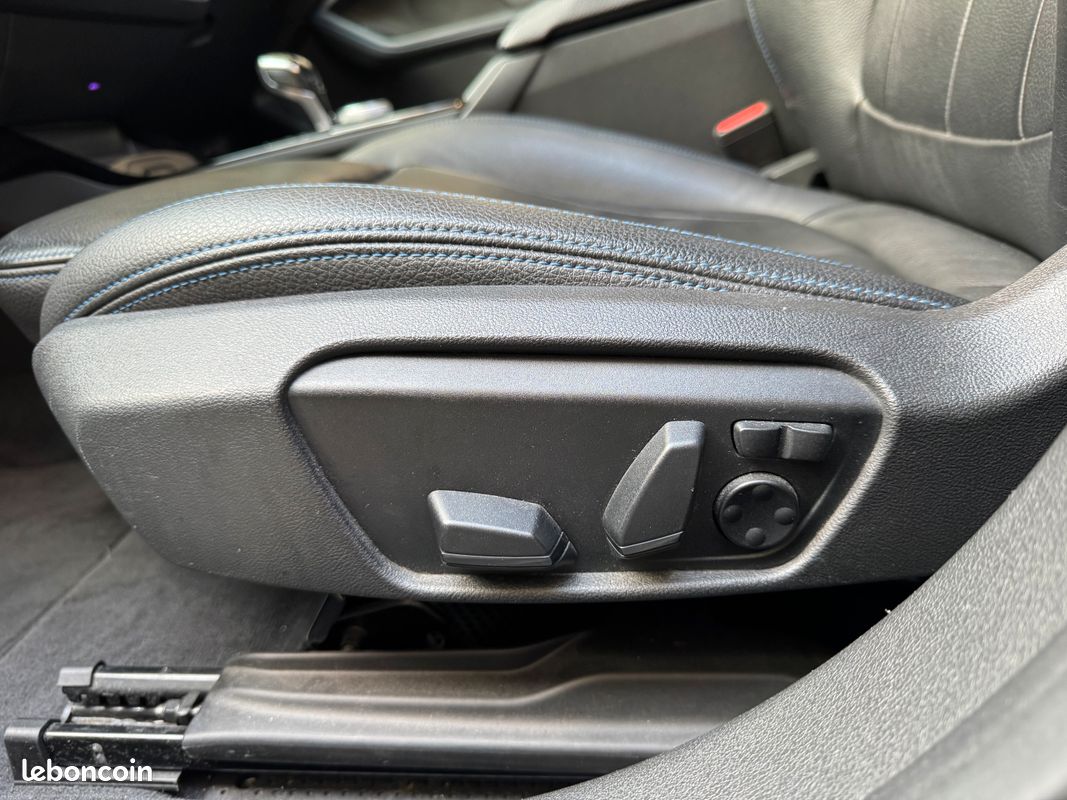 BMW SERIE 1 M SPORT 140Ch Toit Ouvrant, Sièges électrique Caméra de recul Garantie 12 mois (image 24)