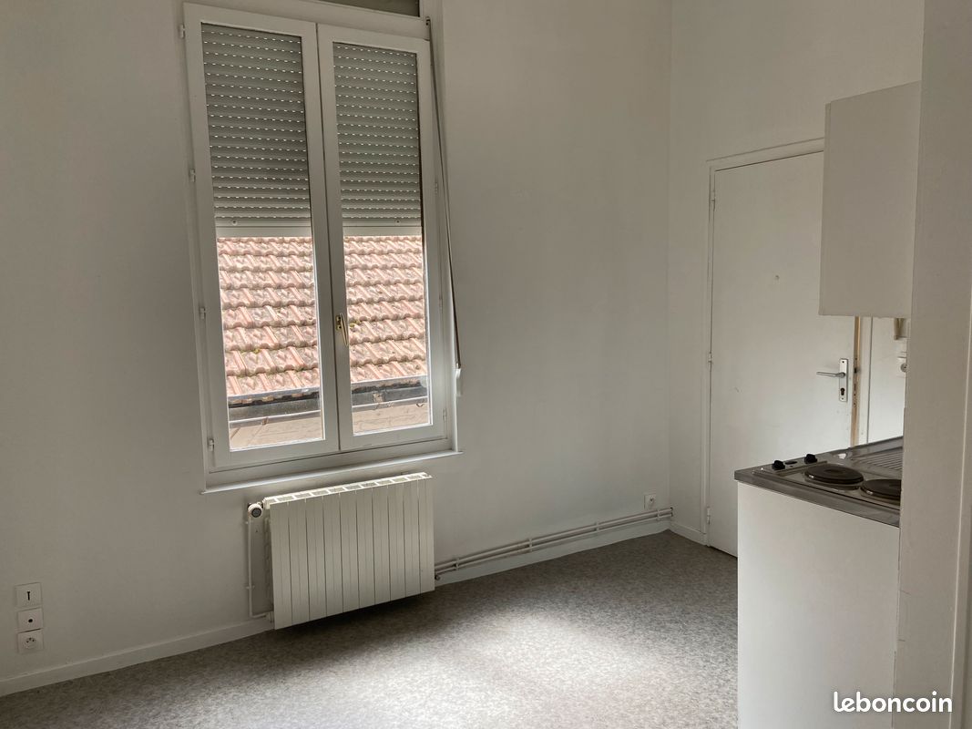 Appartement 1 pièce 12 m² · à Reims · 12,4 m² · 335 €/mois