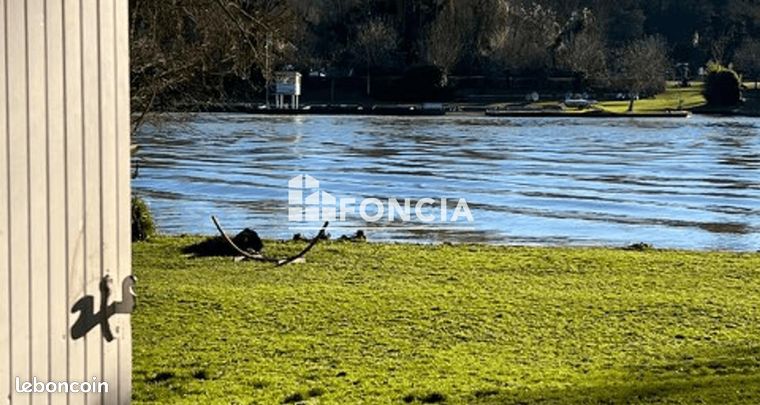 https://img.leboncoin.fr/api/v1/lbcpb1/images/66/1d/14/661d14b7805b631f05ca8e9d6397beec4aa52cce.jpg?rule=ad-image
