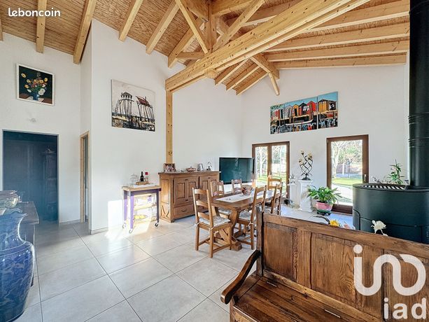 Propriété 6 pièces 187 m²