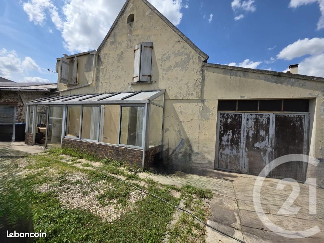 Maison 4 pièces 98 m² · à Saint-Soupplets · 98 m² · 210 000 €