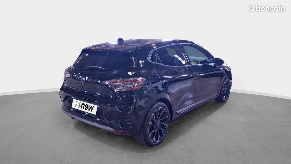 Renault clio v esprit alpine full hybrid e tech (image 30)