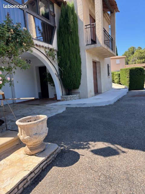 Maison 7 pièces 280 m² · à Bouc-Bel-Air · 280 m² · 645 000 €