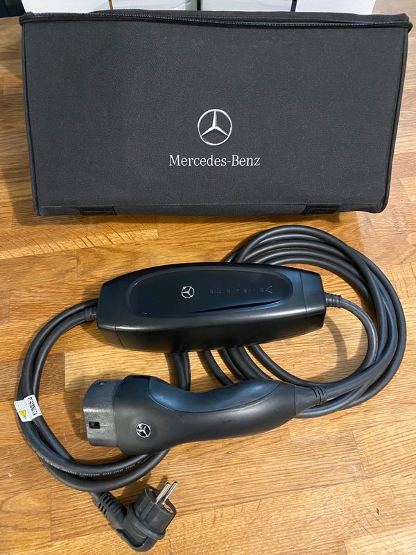Nouveau Câble Mercedes 2024 d'origine secteur T2 - Équipement auto