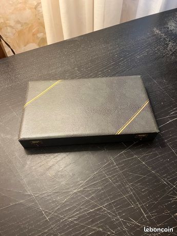 Coffret de couteaux anciens en corne 6 pièces en coffret