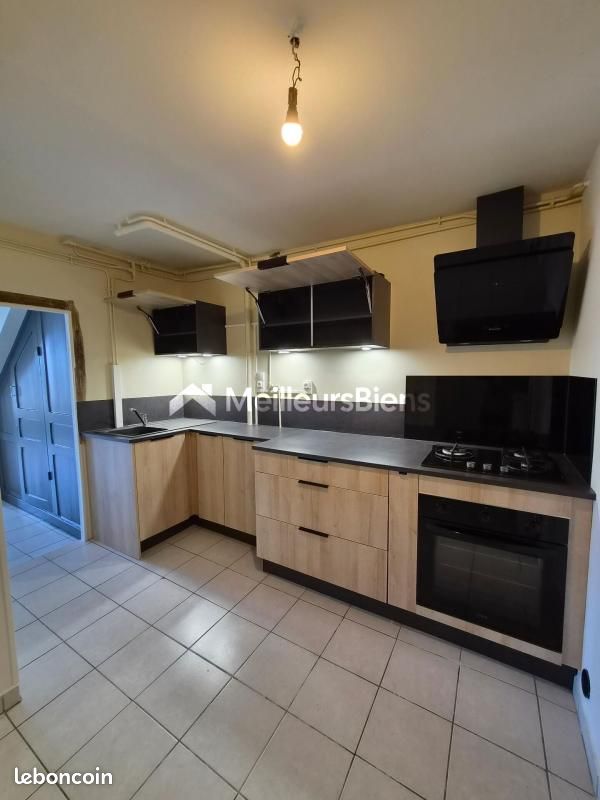 Appartement 4 pièces 119 m² · à Saint-Ciergues · 119 m² · 600 €