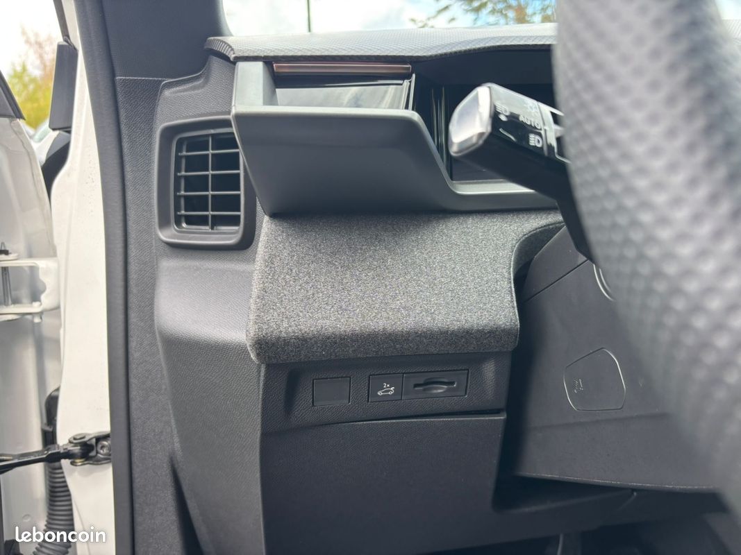 Opel Grandland (2) 1.2 Turbo Hybrid 145ch Automatique GS (image 19)