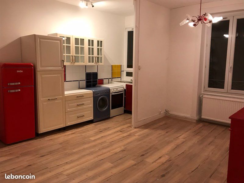 Appartement 3 pièces 63 m² · à Saint-Étienne · 63 m² · 525 €
