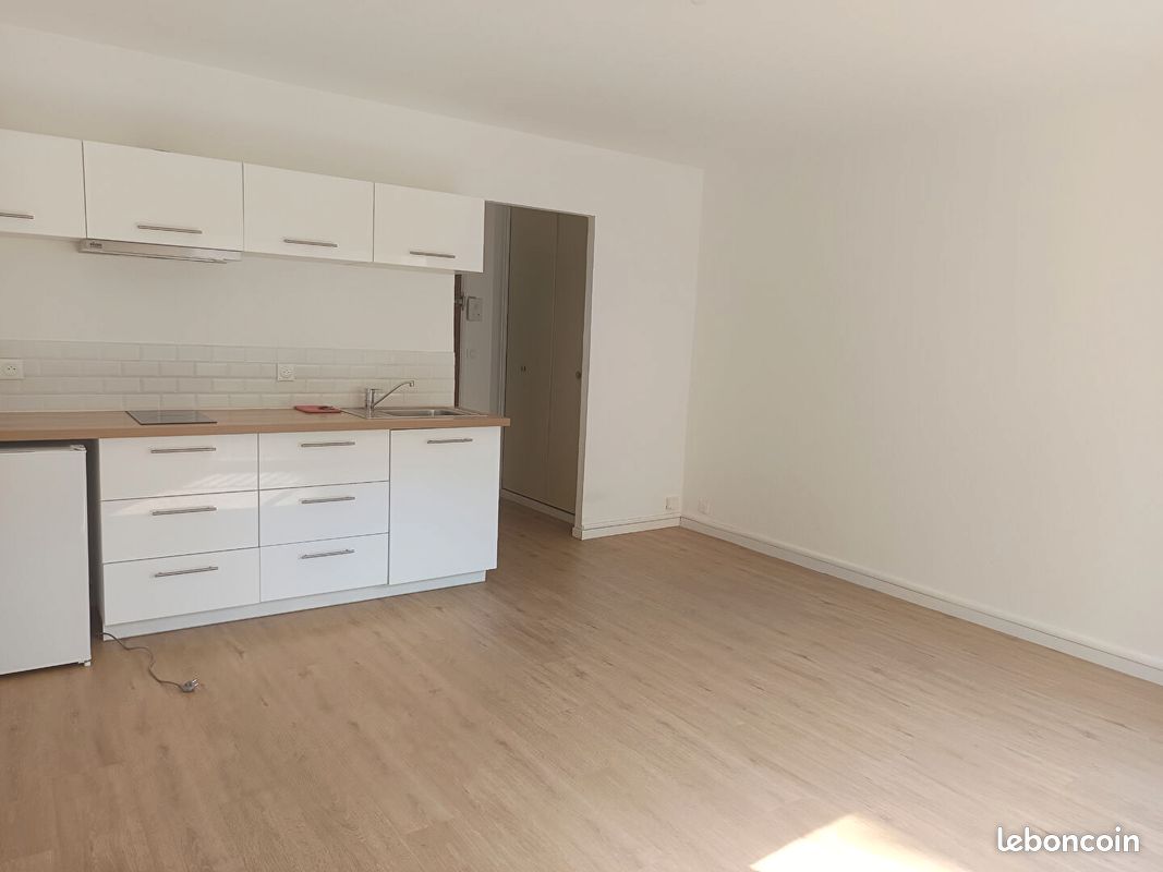 Appartement 1 pièce 25 m² · à Reims · 25 m² · 513 €