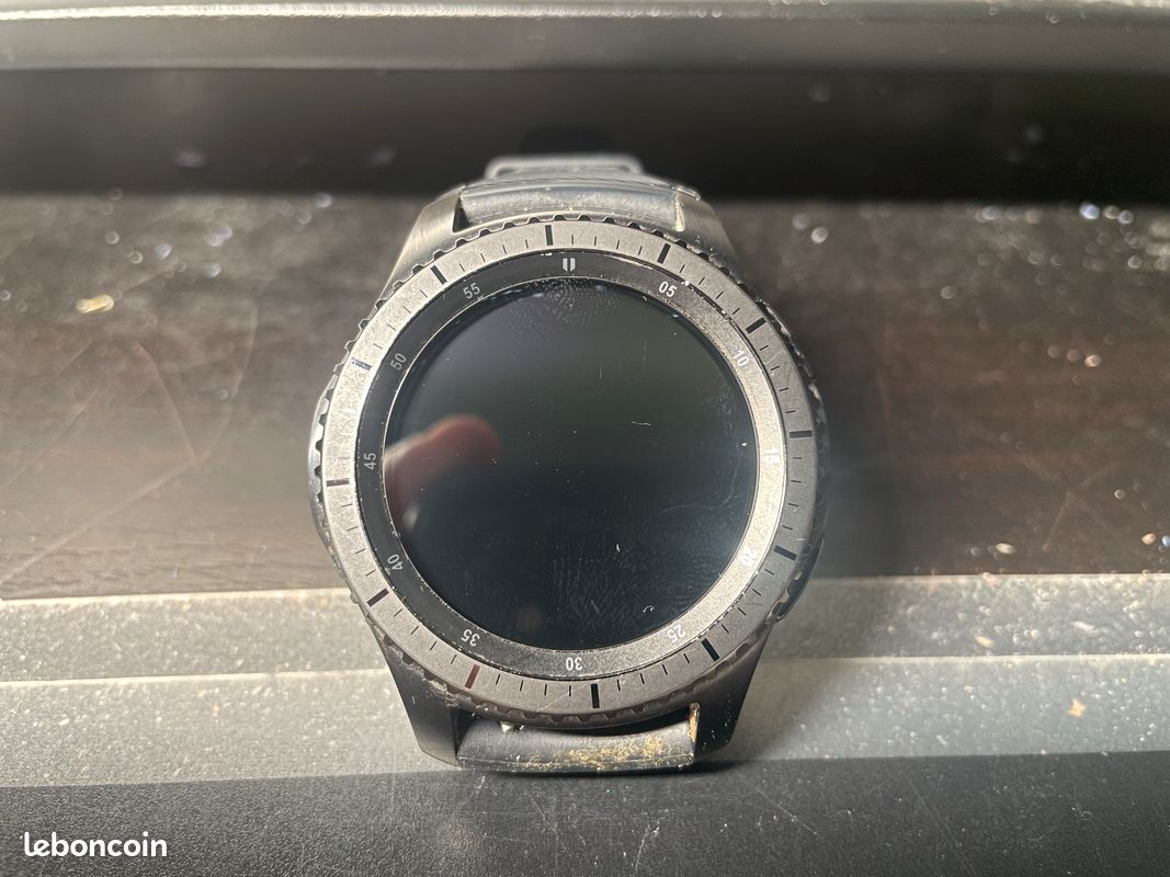 Montre connectée Samsung (image 1)