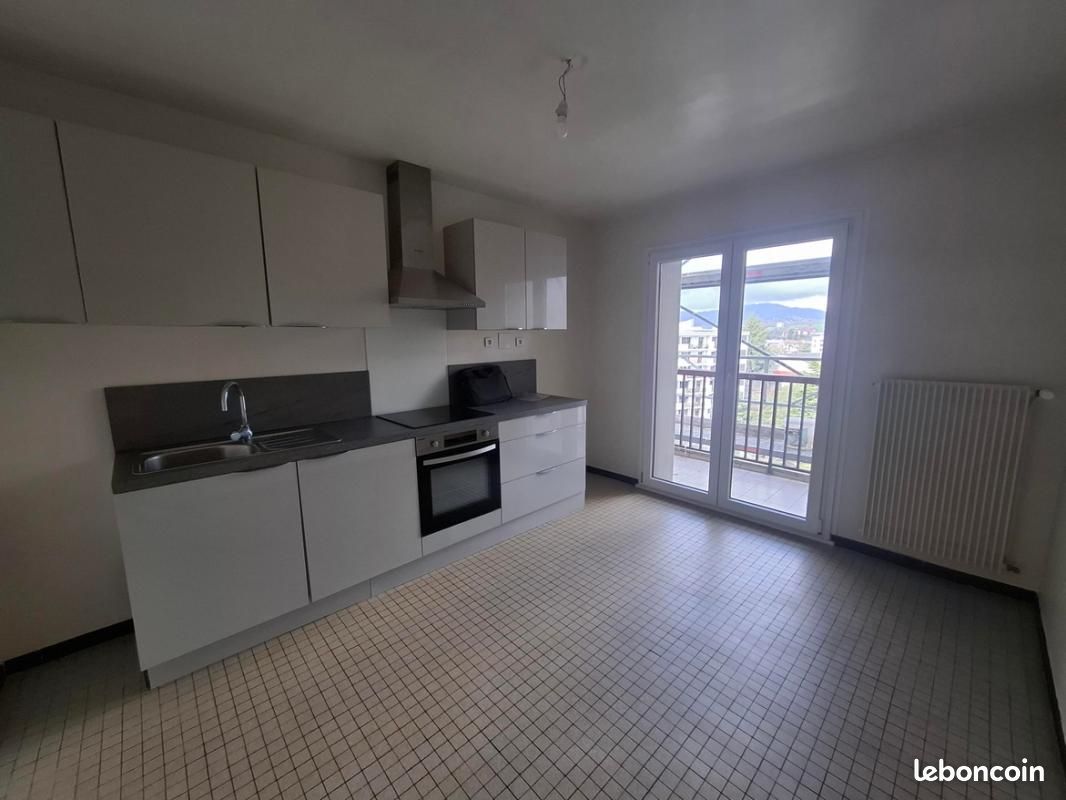 Appartement 2 pièces 58 m² · à Annecy · 58 m² · 817 €/mois