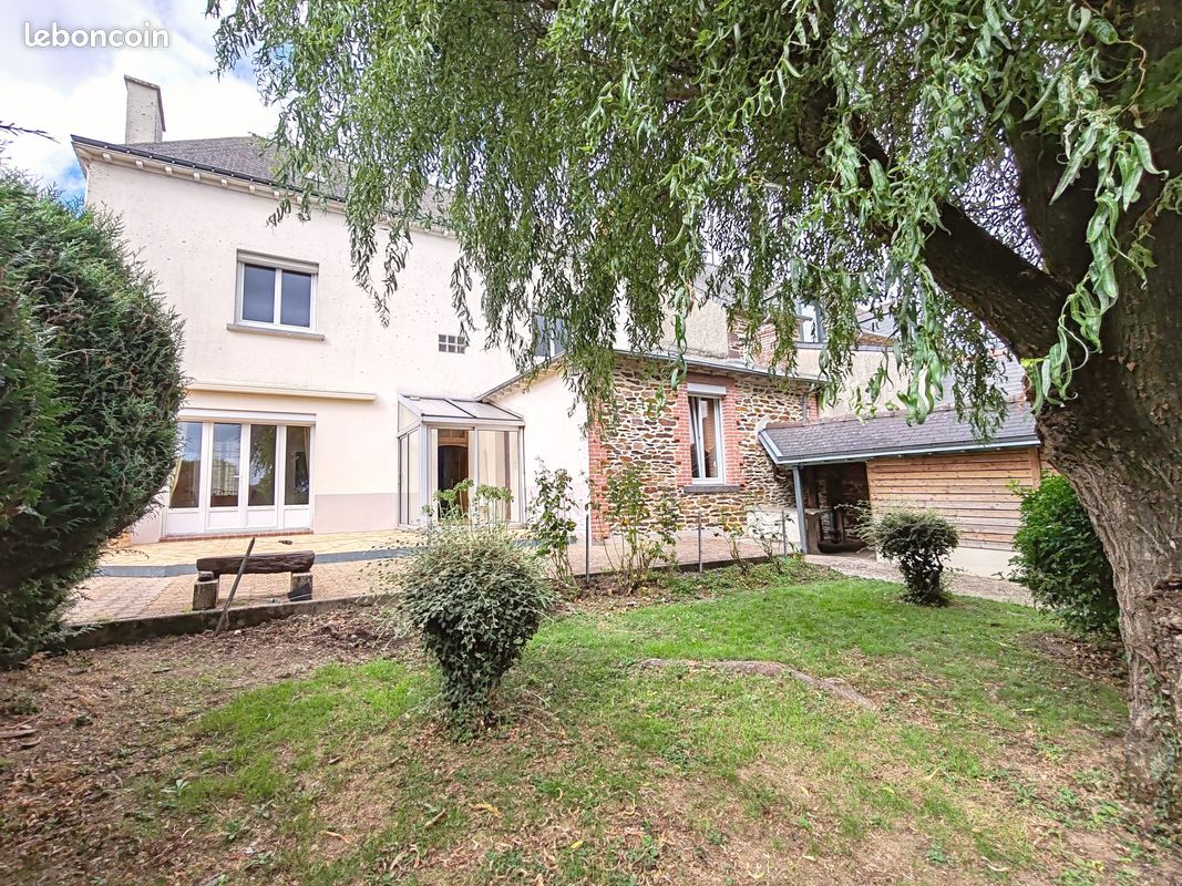 Maison 7 pièces 106 m² · à Retiers · 106 m² · 193 325 €