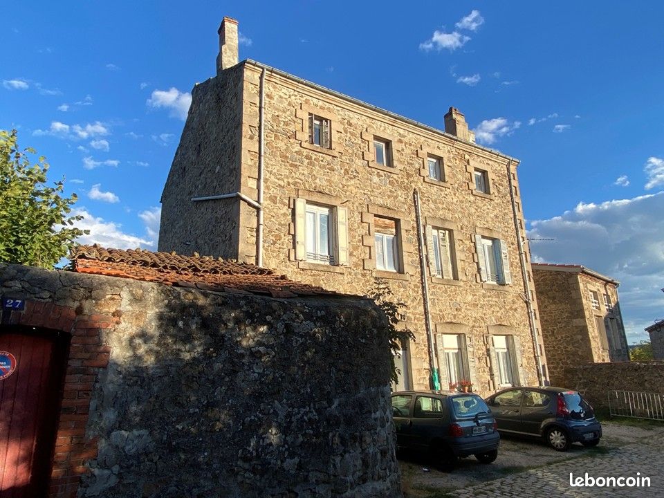 Immeuble 15 pièces 300 m² · à Saint-Didier-en-Velay · 300 m² · 179 000 €
