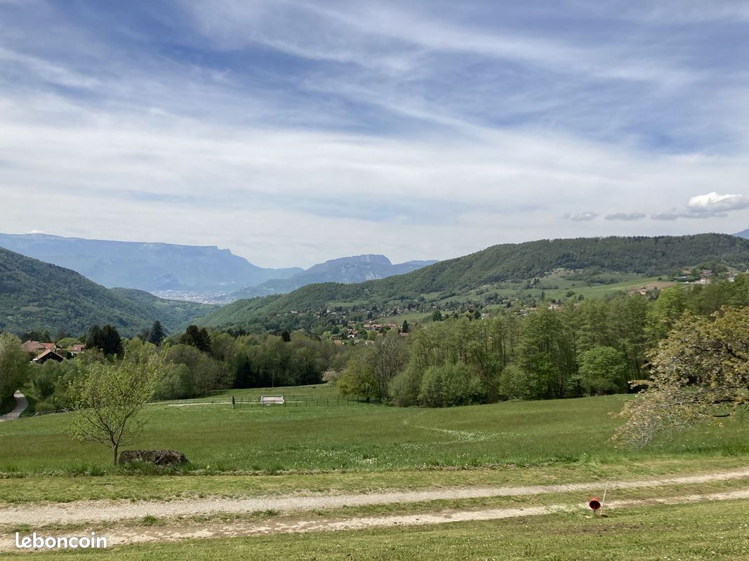 Appartement 2 pièces 43 m² · à Saint-Martin-d'Uriage · 43 m² · 635 €/mois