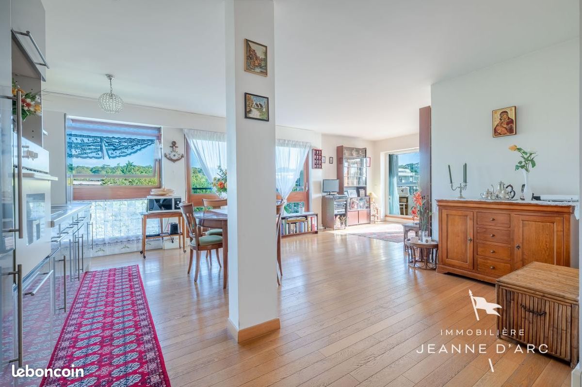Appartement 2 pièces 62 m² · à Le Chesnay-Rocquencourt · 62 m² · 320 000 €
