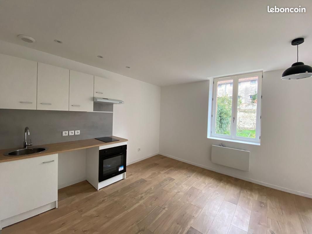 Appartement 1 pièce 33 m² · à Mazamet · 33 m² · 450 €/mois