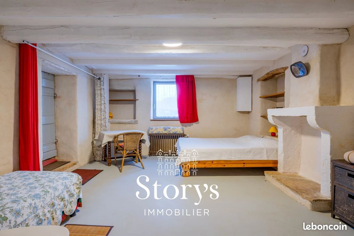 Appartement 1 pièce 37 m² · à Cluny · 37 m² · 390 €
