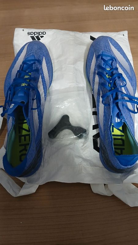 A vendre basquette de sport Adidas adizero (image 3)