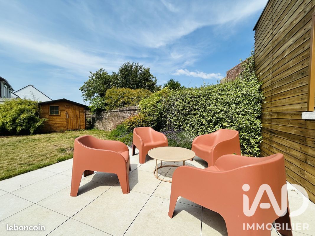 Maison 6 pièces 149 m² · à Fournes-en-Weppes · 149 m² · 389 900 €