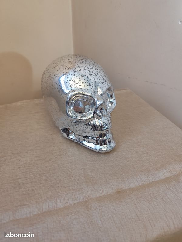 Lot nombreux accessoires décoration halloween (image 1)