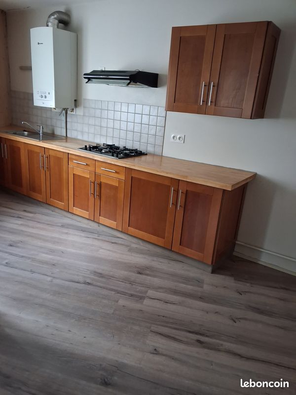 Appartement 3 pièces 57 m² · à Montbrison · 57 m² · 500 €