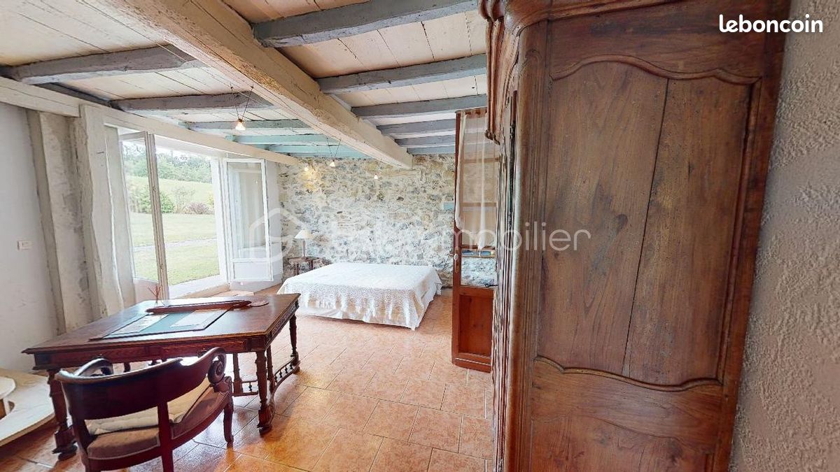 Maison 7 pièces 180 m² - Luxe-Sumberraute 64120 (image principale 13)