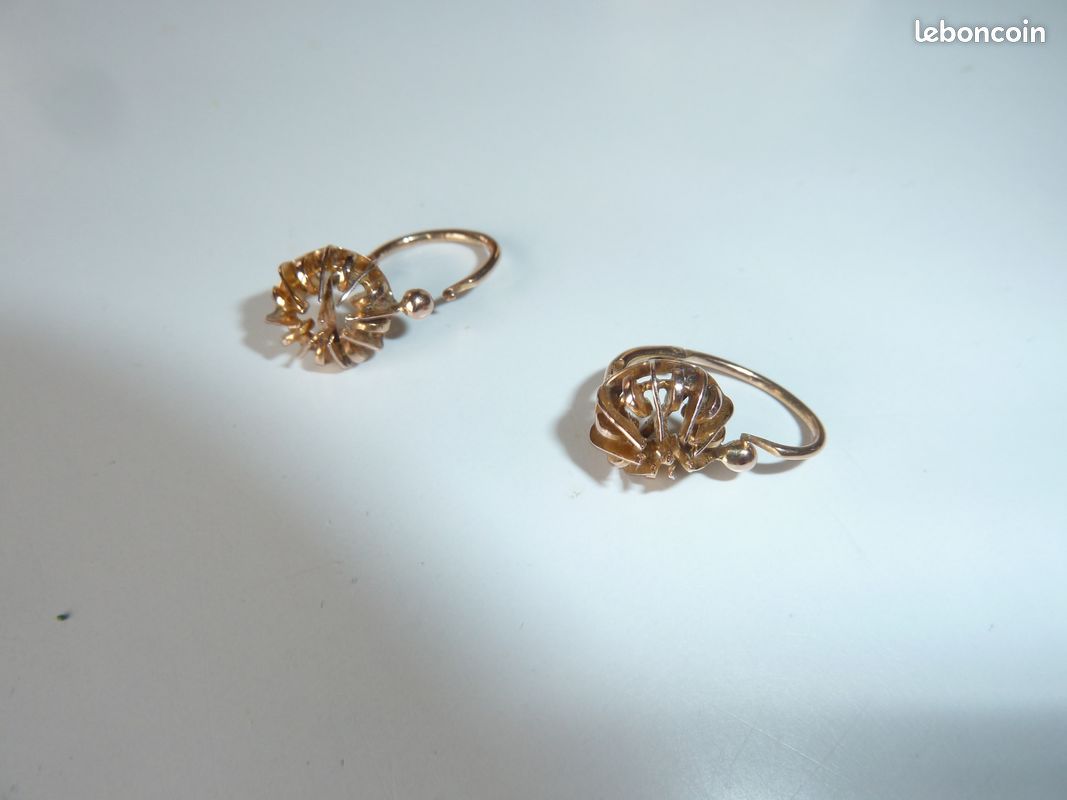 Paire De Boucles D'oreilles Anciennes - Bijou Vintage Sans Marque, Modèle 96-25