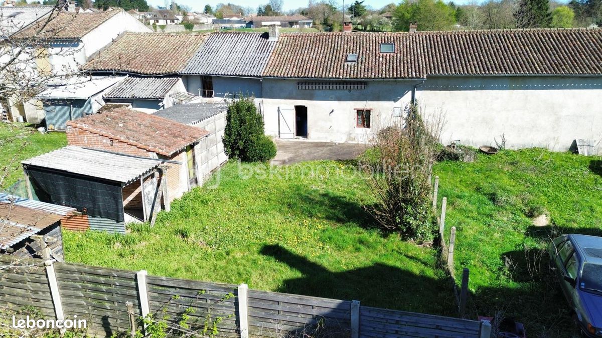 Maison 3 pièces 76 m² · à Le Dorat · 76 m² · 40 000 €
