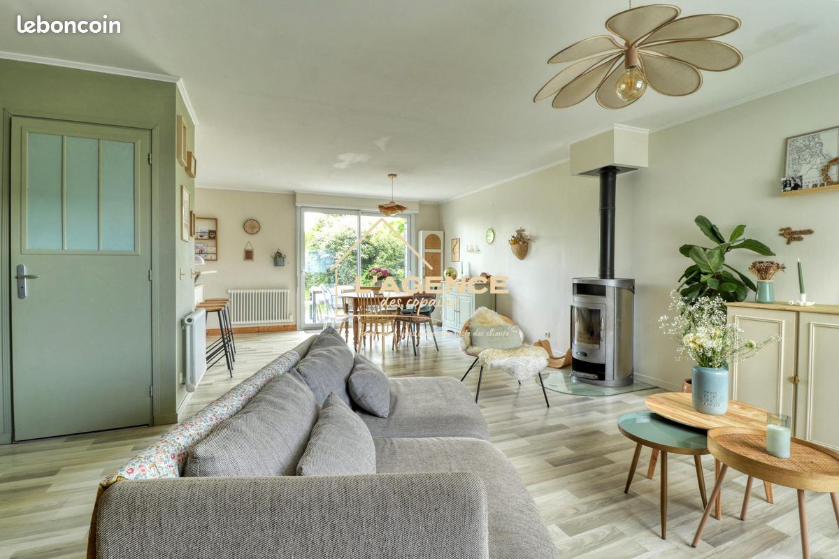 Maison 7 pièces 147 m² · à Oudezeele · 147 m² · 350 000 €