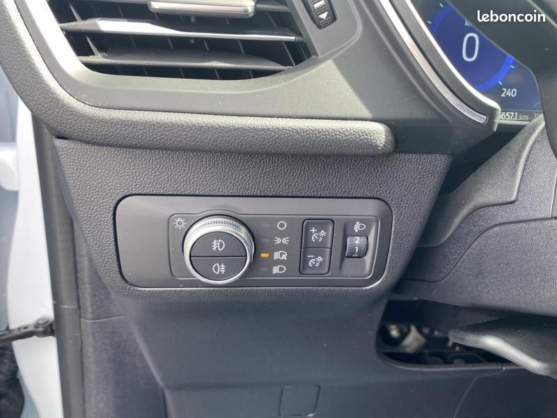 Ford Kuga 2.5 Duratec 190ch FHEV E85 Titanium BVA (image 29)