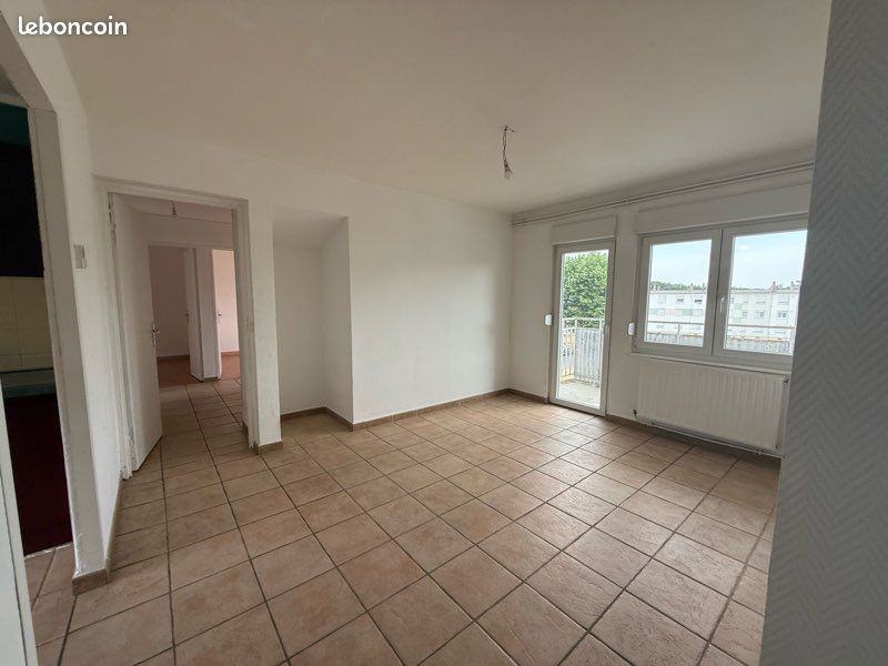 Appartement 5 pièces 86 m² · à Creutzwald · 86 m² · 750 €