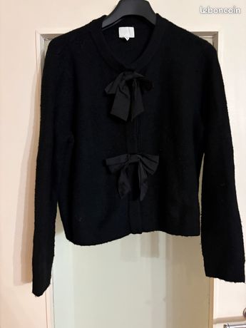 Haut Femme H&M Noir à Volants - Taille M US - Manches Courtes - Neuf Avec étiquette