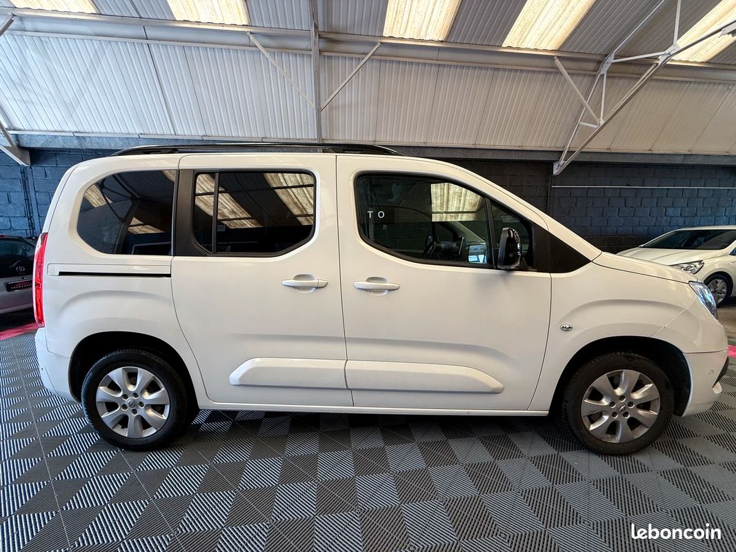 Opel COMBO Elegance Pack L2H1/XL Elegance (image 2)