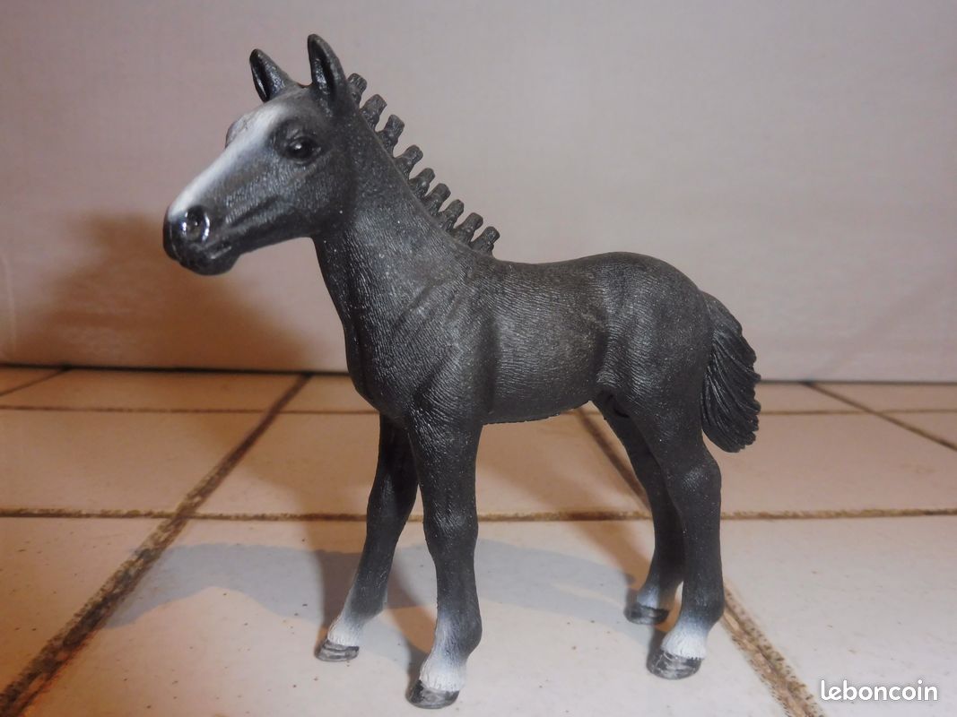 SCHLEICH 13738 Lipizzaner Fohlen – Detailgetreue Tierfigur Mit Kunstvoll Geflochtener Mähne – Für Pferdeliebhaber SCHLEICH 13738 Lipizzaner Fohlen – Detailgetreue Tierfigur Mit Kunstvoll Geflochtener Mähne – Für Pferdeliebhaber