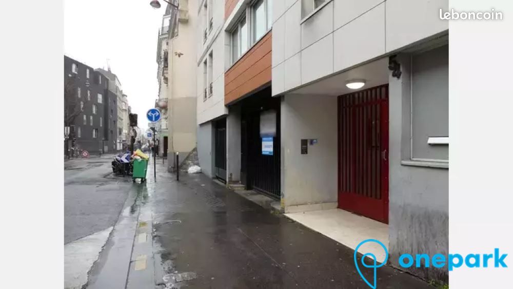 Parking 12 m² · à Paris · 12 m² · 87 €/mois