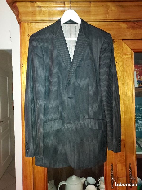 Veste de costume rayée noire remise en main propre (image 1)