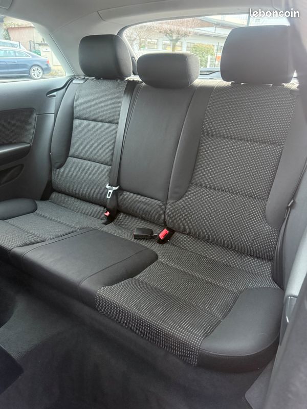 AUDI A3 3.2L V6 250ch Quattro S-Tronic6 (image 7)