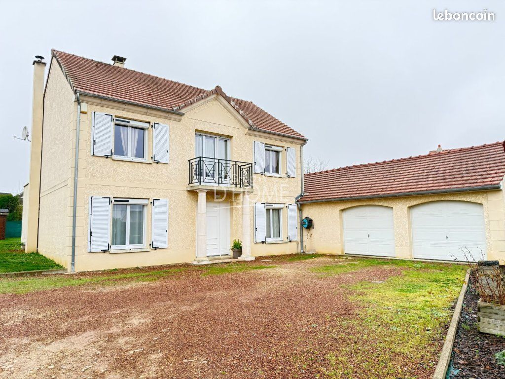 Maison 7 pièces 225 m² · à Faremoutiers · 225 m² · 437 000 €