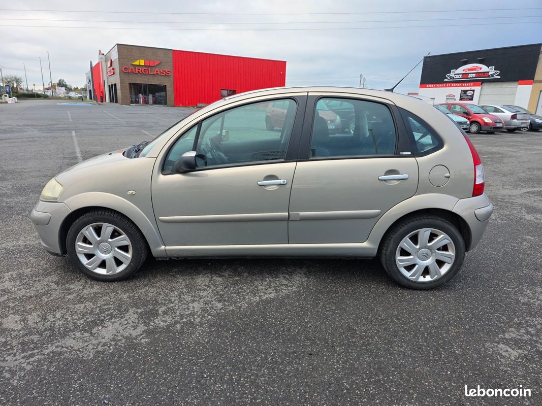 Citroën C3 1.6 EXCLUSIVE 108CV BOITE AUTO (image 18)