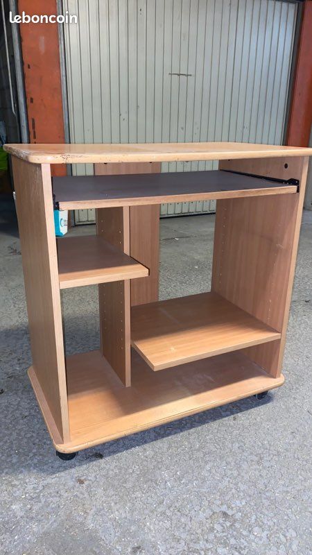 Bureau bois à roulettes (image 2)