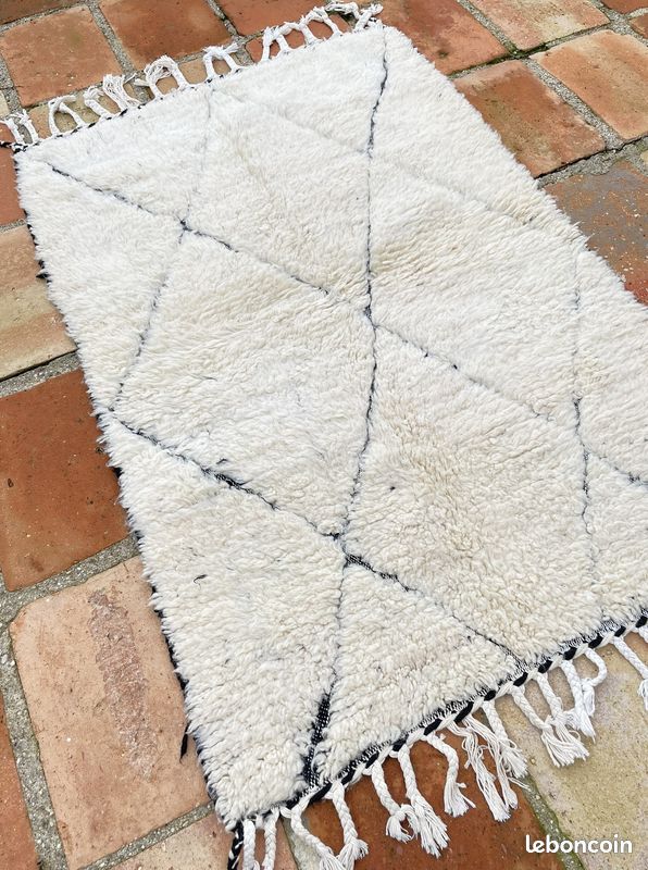 Tapis Beni Ouarain berbère – 182 × 106 cm – Tissé main – Laine naturelle – Fait main - Décoration bohème – Tapis marocain unique (image 13)